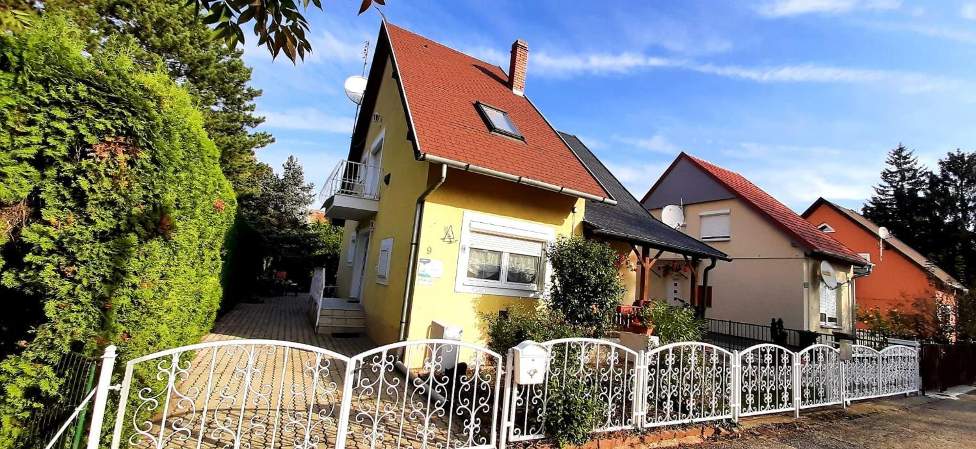 Adikati Lak Apartman Bük Kültér fotó