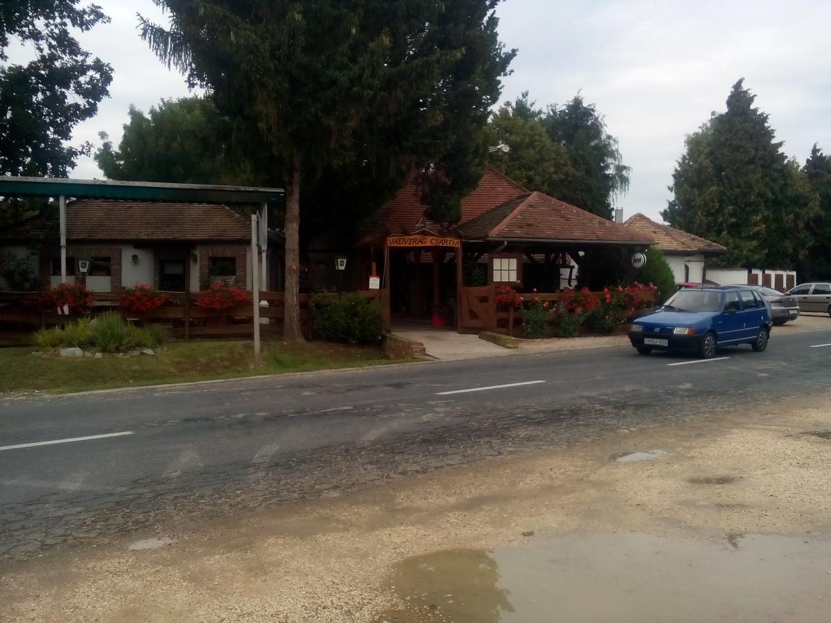 Adikati Lak Apartman Bük Kültér fotó